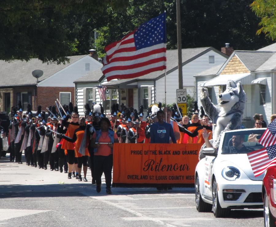 Ritenours band preforms during the parade