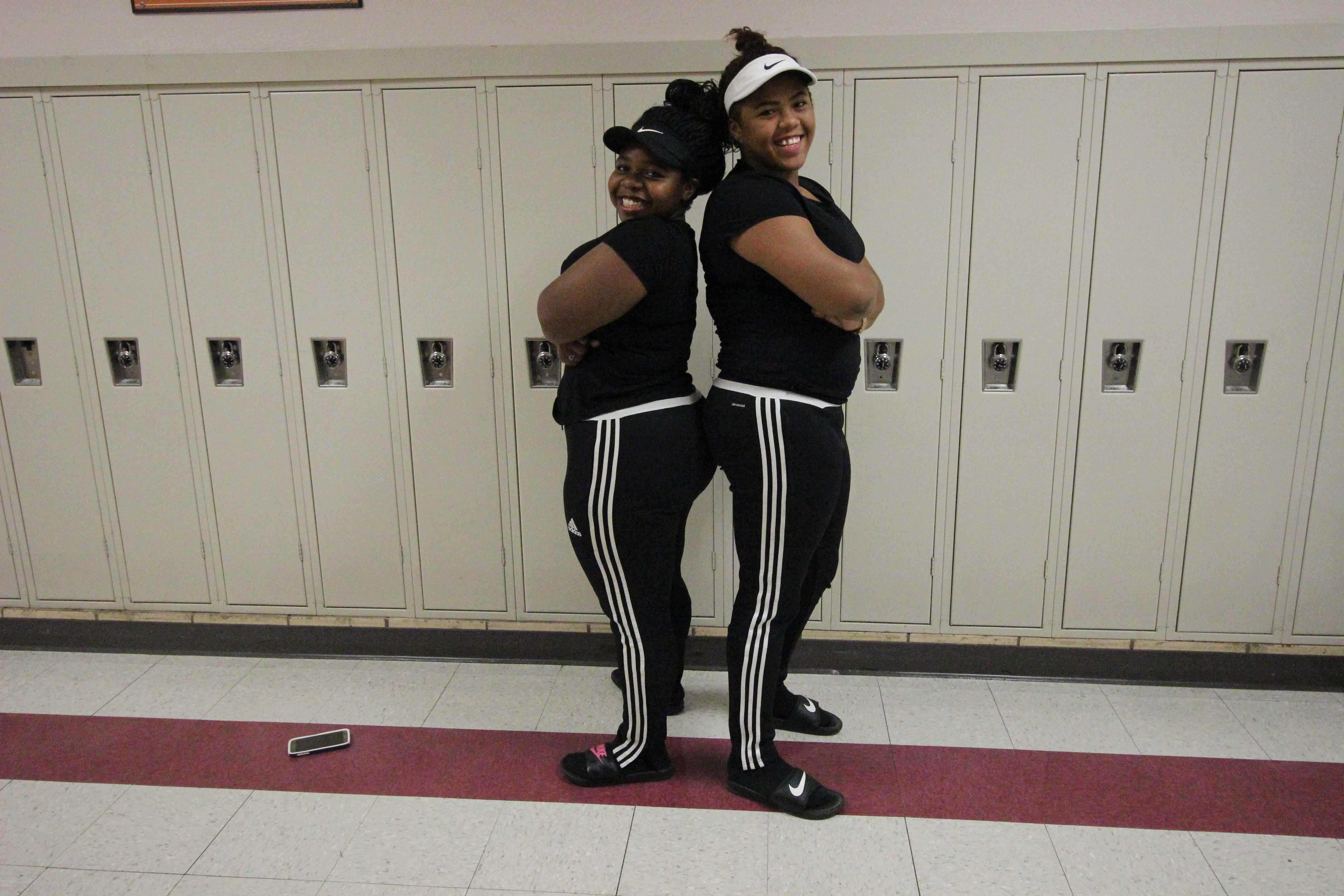 Spirit Week Twin Tuesday Ritenour Live